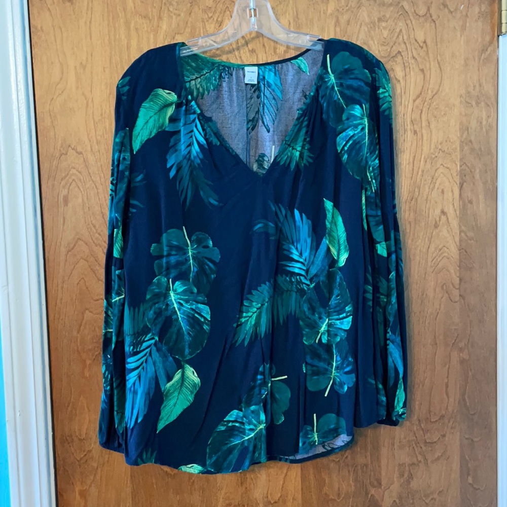 Old Navy leaf print blouse